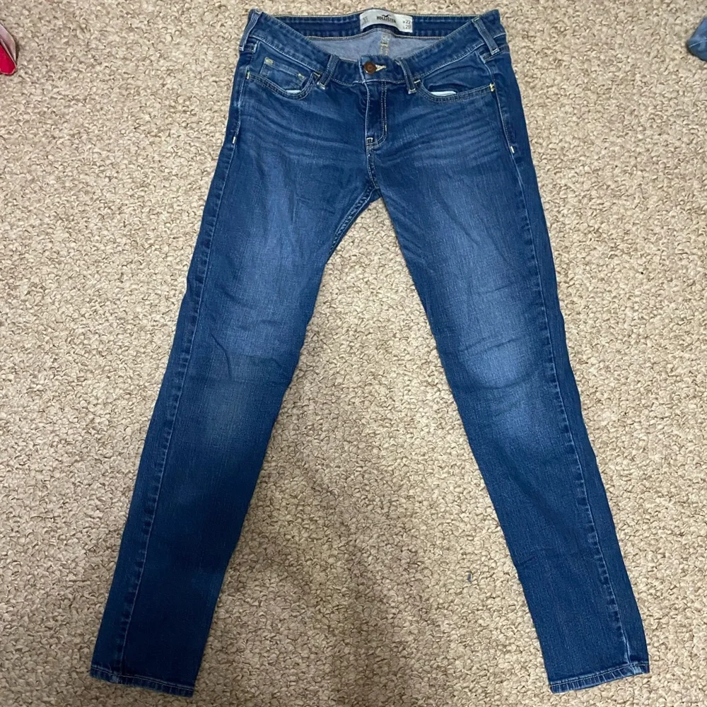 Hollister skinny jeans - Picture 2 of 2